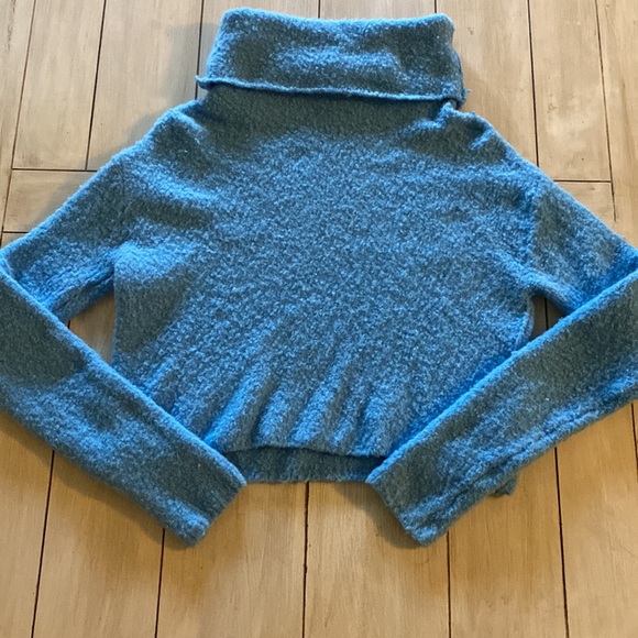 Free People Sweaters - Free People Floppy Turtleneck size small